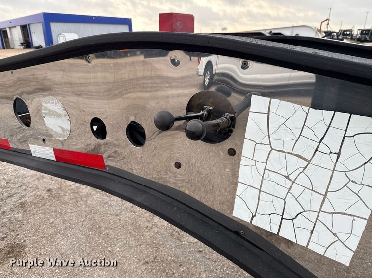 image for item DP6158 2004 Fontaine TH55FLO lowboy equipment trailer