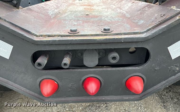 image for item DP6158 2004 Fontaine TH55FLO lowboy equipment trailer