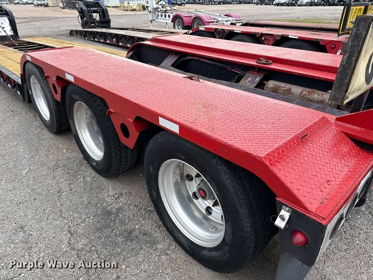 image for item DP6158 2004 Fontaine TH55FLO lowboy equipment trailer
