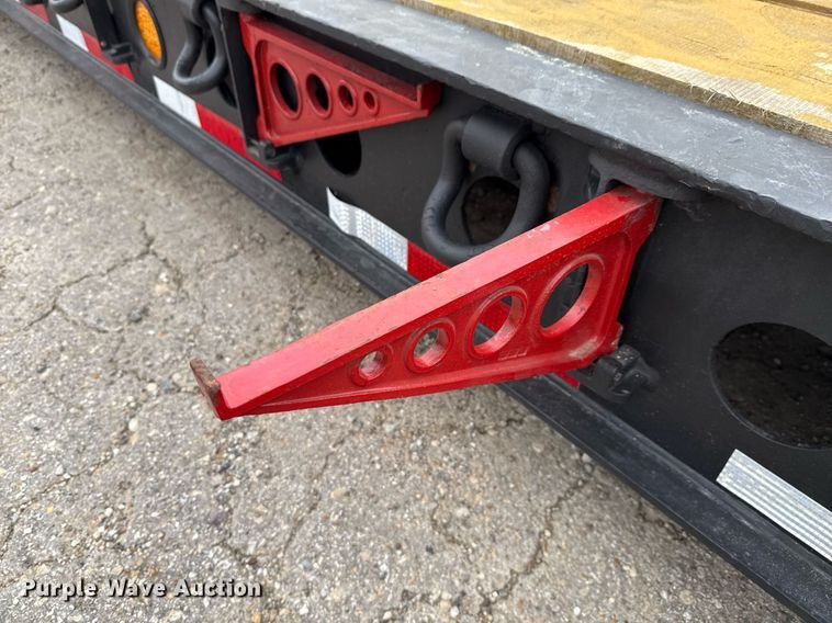 image for item DP6158 2004 Fontaine TH55FLO lowboy equipment trailer