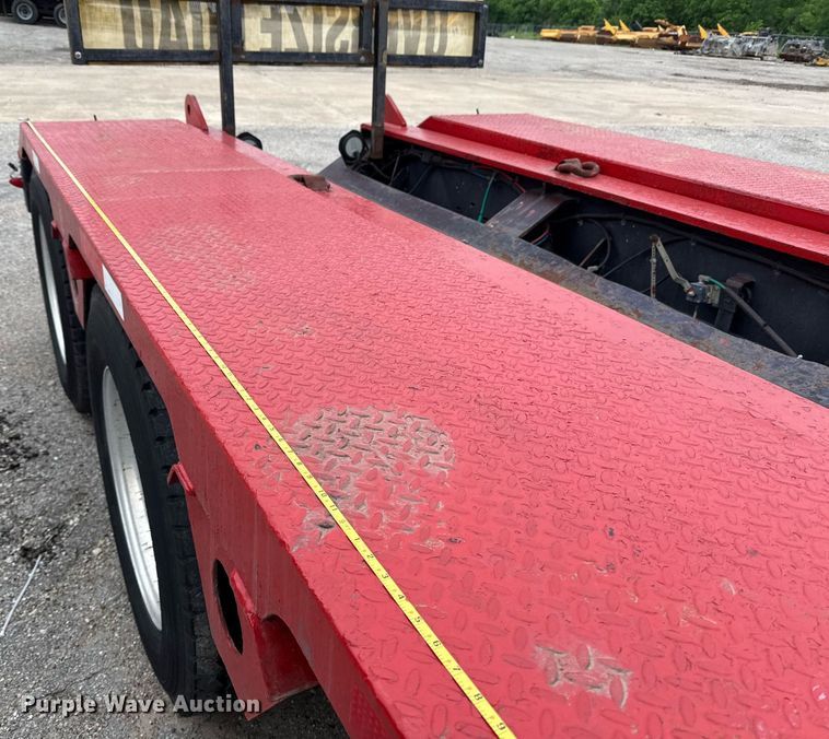 image for item DP6158 2004 Fontaine TH55FLO lowboy equipment trailer