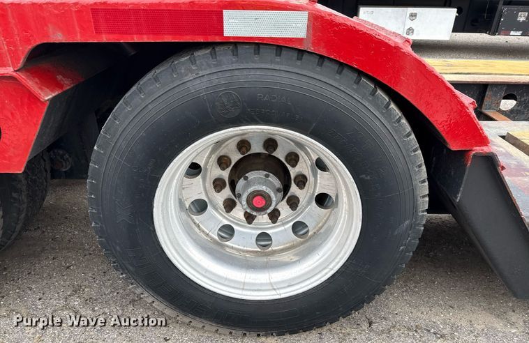 image for item DP6158 2004 Fontaine TH55FLO lowboy equipment trailer