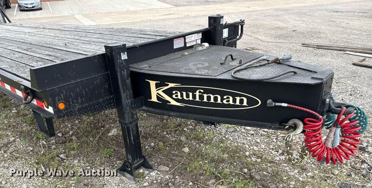 image for item DP6159 2020 Kaufman FAP-3/22.5K-30D equipment trailer
