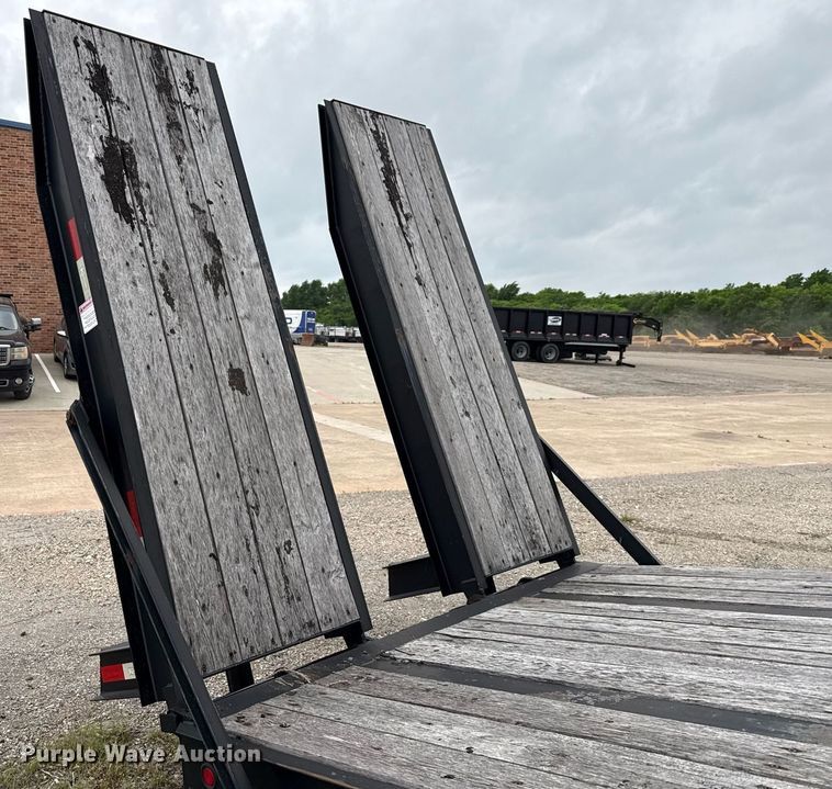 image for item DP6159 2020 Kaufman FAP-3/22.5K-30D equipment trailer