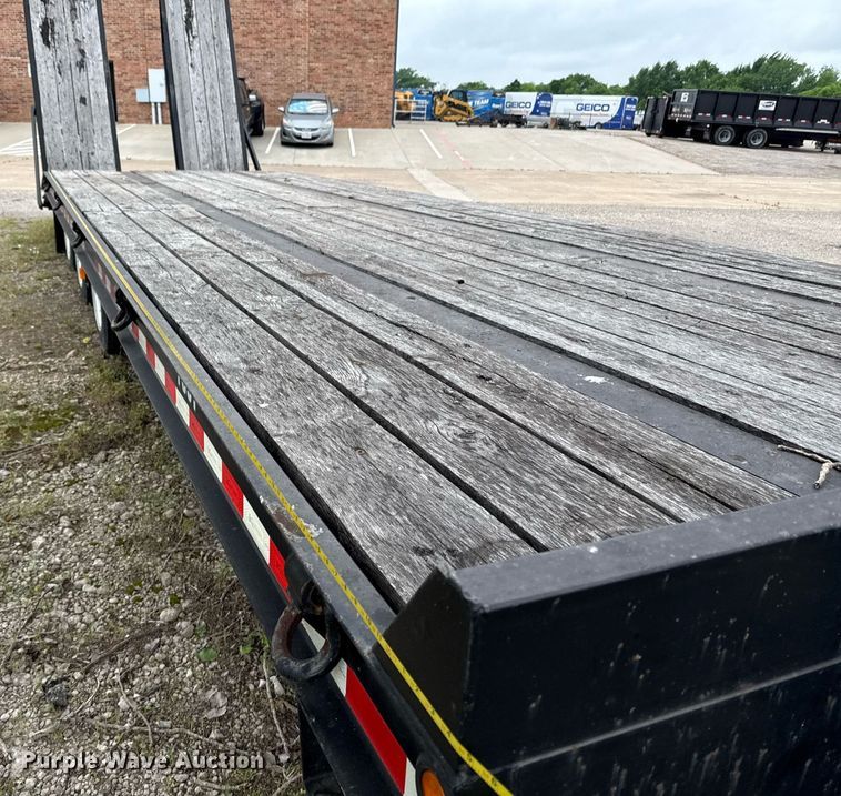 image for item DP6159 2020 Kaufman FAP-3/22.5K-30D equipment trailer