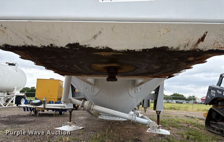 image for item DP6162 2019 Carrocerias Gallegos horizontal silo