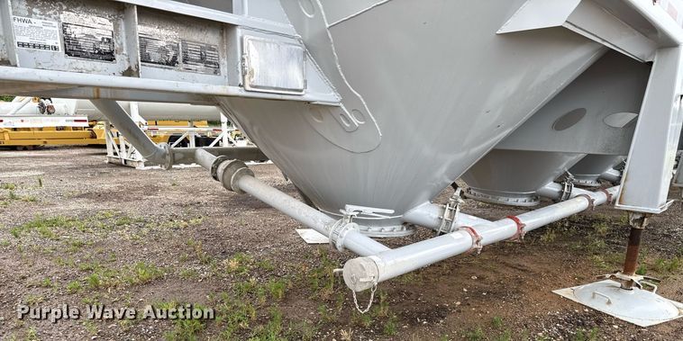 image for item DP6162 2019 Carrocerias Gallegos horizontal silo