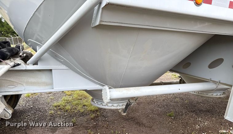 image for item DP6162 2019 Carrocerias Gallegos horizontal silo