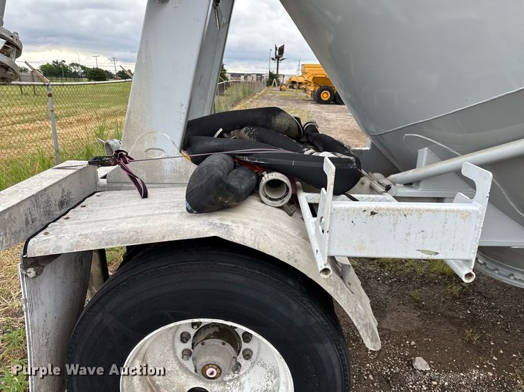 image for item DP6162 2019 Carrocerias Gallegos horizontal silo