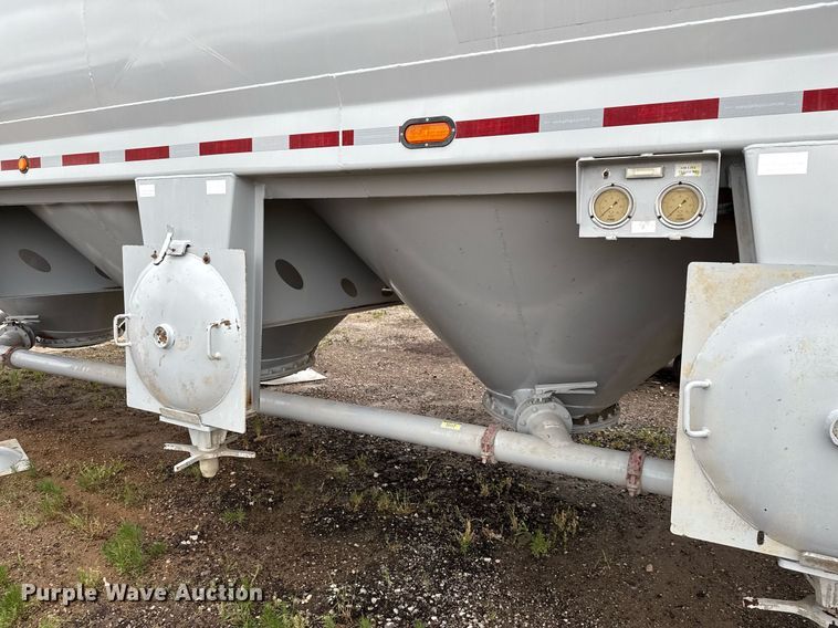 image for item DP6162 2019 Carrocerias Gallegos horizontal silo