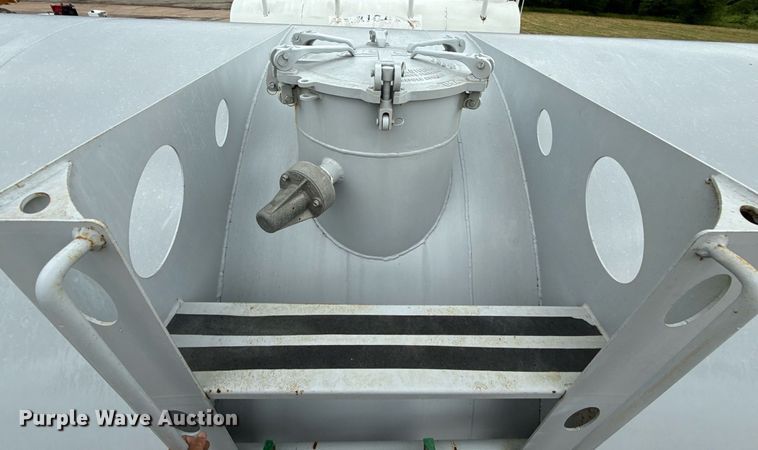 image for item DP6162 2019 Carrocerias Gallegos horizontal silo