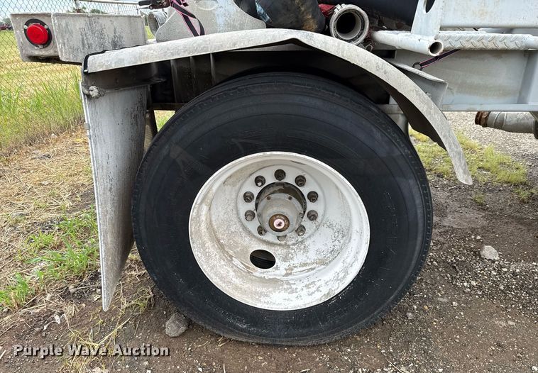 image for item DP6162 2019 Carrocerias Gallegos horizontal silo