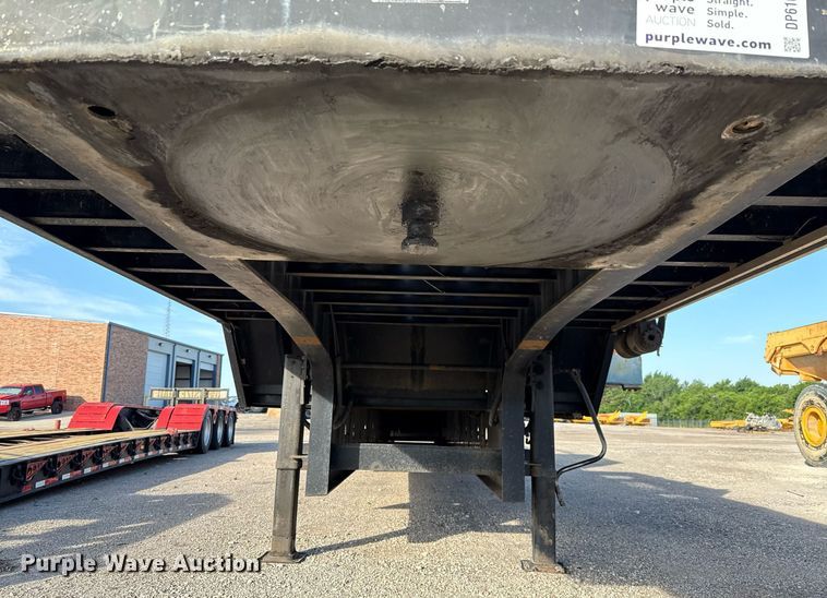 image for item DP6163 2007 Transcraft DTL-3000 drop deck equipment trailer