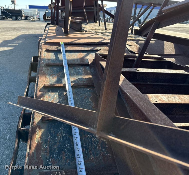 image for item DP6163 2007 Transcraft DTL-3000 drop deck equipment trailer