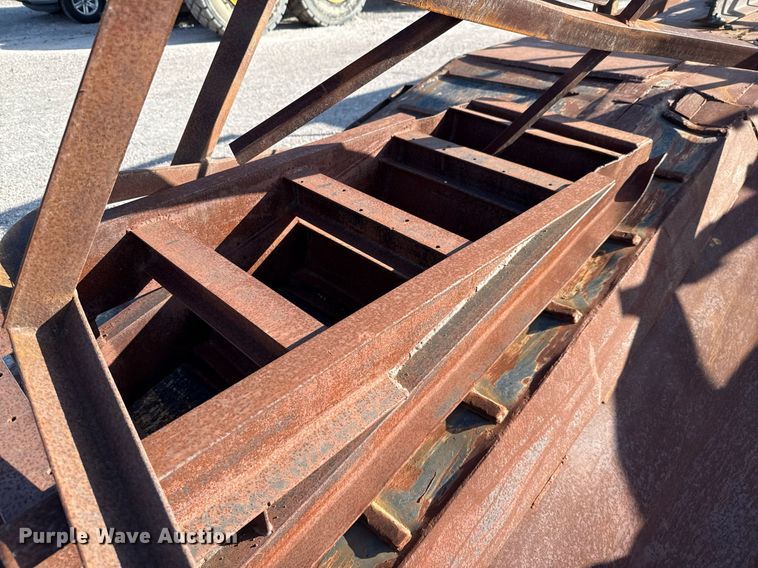 image for item DP6163 2007 Transcraft DTL-3000 drop deck equipment trailer