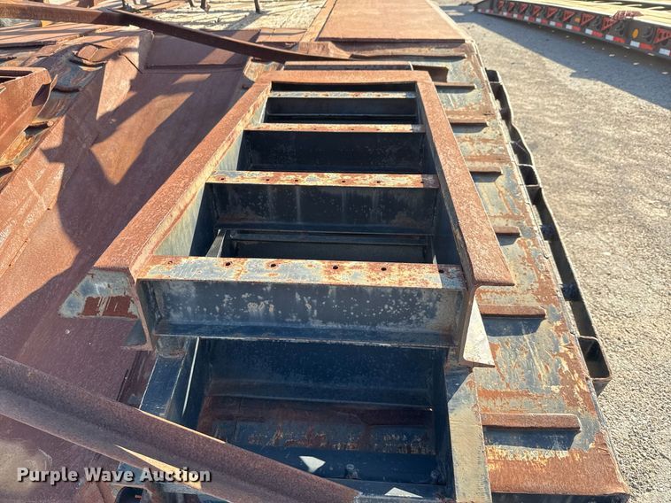 image for item DP6163 2007 Transcraft DTL-3000 drop deck equipment trailer