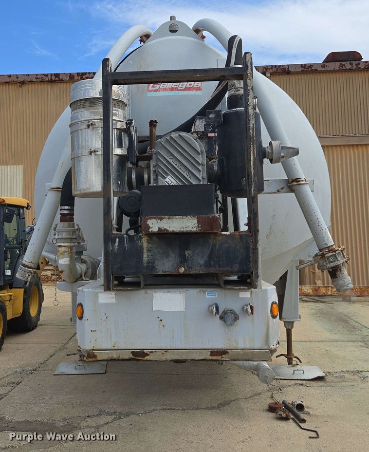 image for item DU7755 2019 Gallegos pneumatic dry bulk trailer