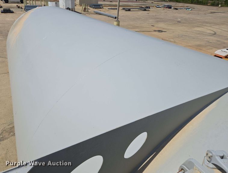 image for item DU7755 2019 Gallegos pneumatic dry bulk trailer