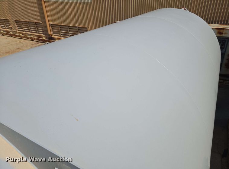 image for item DU7755 2019 Gallegos pneumatic dry bulk trailer