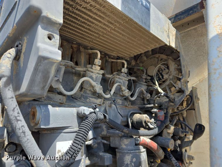 image for item DU7755 2019 Gallegos pneumatic dry bulk trailer