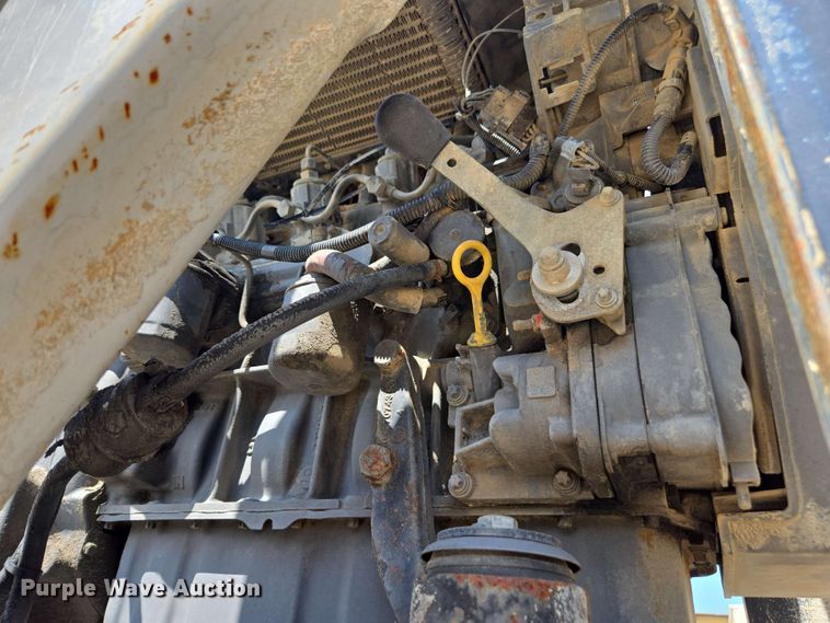 image for item DU7755 2019 Gallegos pneumatic dry bulk trailer