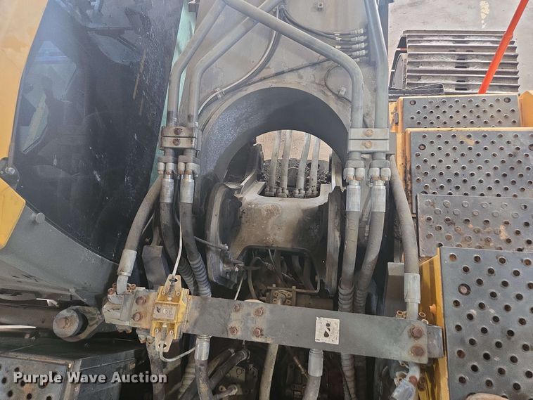 image for item DU7762 2018 Volvo EC480EL excavator