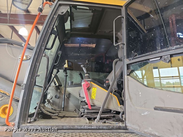 image for item DU7762 2018 Volvo EC480EL excavator