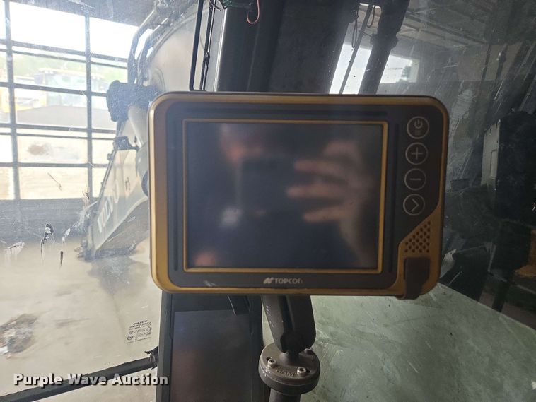 image for item DU7762 2018 Volvo EC480EL excavator