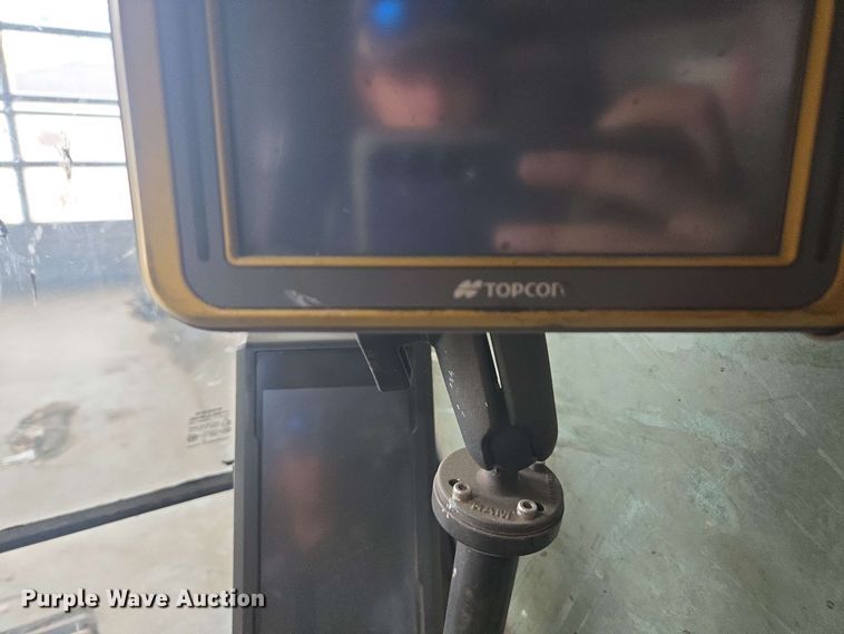 image for item DU7762 2018 Volvo EC480EL excavator