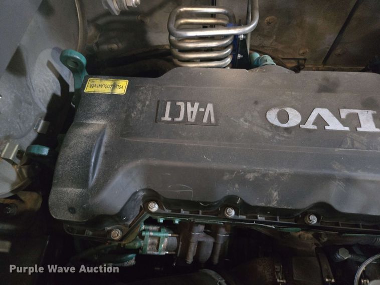 image for item DU7762 2018 Volvo EC480EL excavator