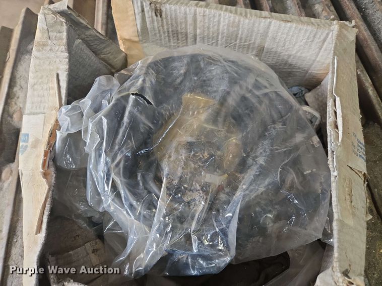 image for item DU7762 2018 Volvo EC480EL excavator