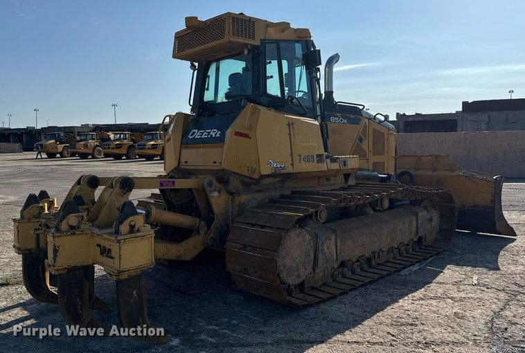 image for item DW1892 2018 John Deere 850K dozer