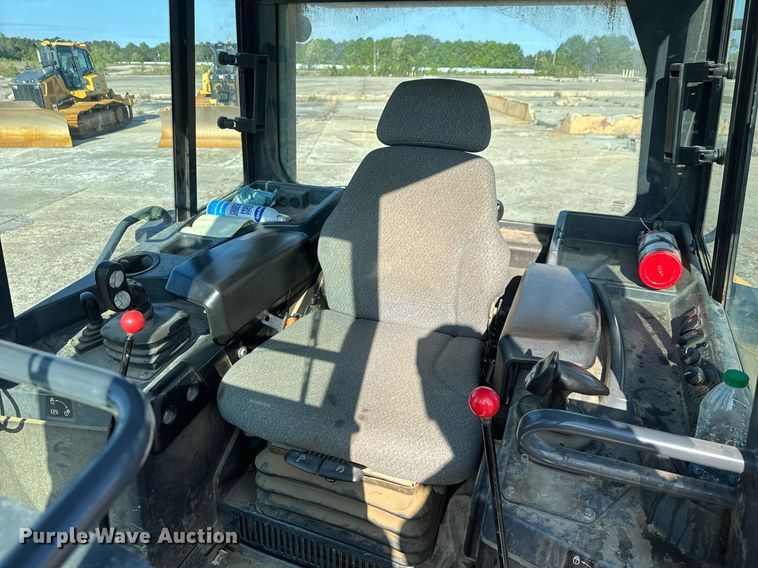 image for item DW1892 2018 John Deere 850K dozer