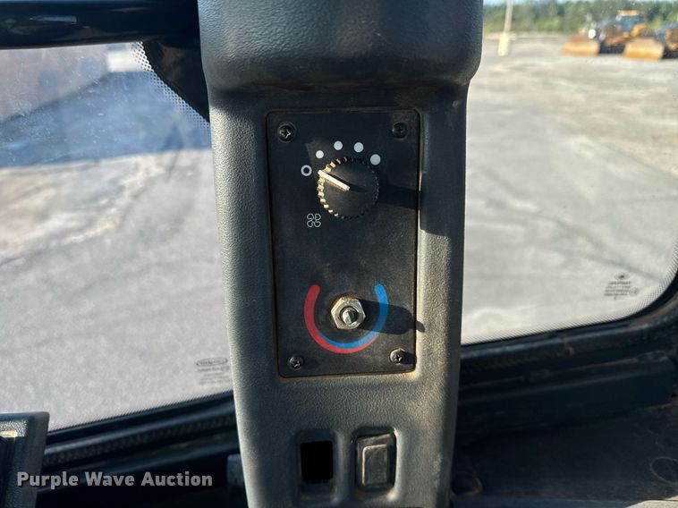 image for item DW1893 2018 John Deere 624K II wheel loader