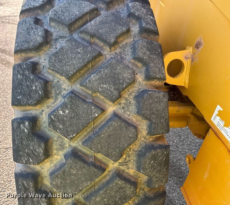 image for item DW1893 2018 John Deere 624K II wheel loader