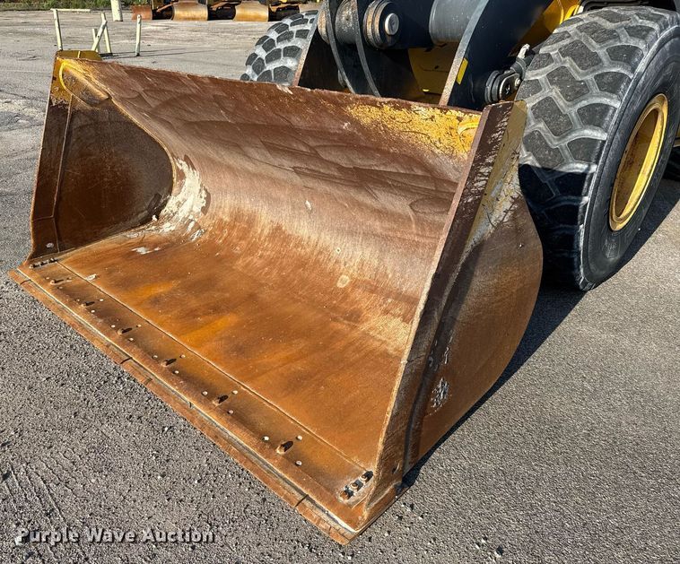 image for item DW1894 2018 John Deere 624K II wheel loader