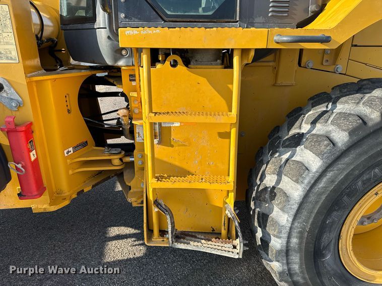 image for item DW1894 2018 John Deere 624K II wheel loader