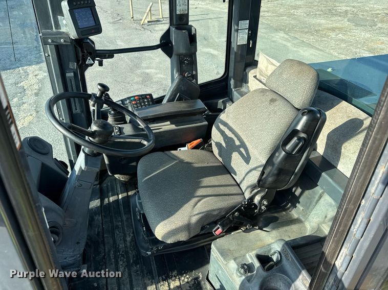 image for item DW1894 2018 John Deere 624K II wheel loader