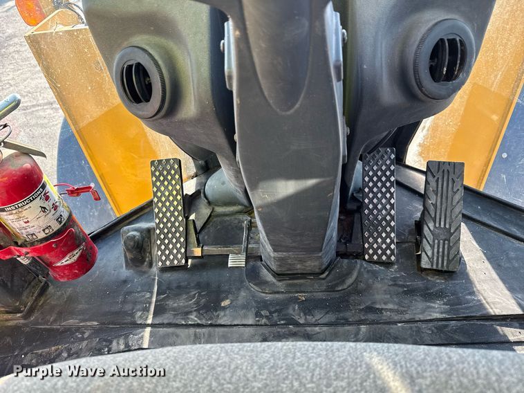 image for item DW1894 2018 John Deere 624K II wheel loader