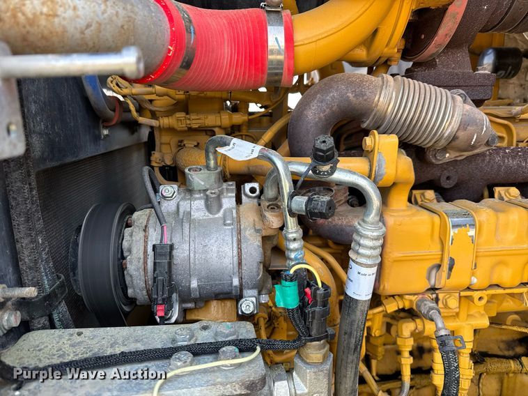 image for item DW1894 2018 John Deere 624K II wheel loader