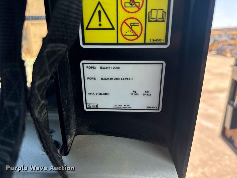 image for item DW1895 2018 Caterpillar 815K soil compactor