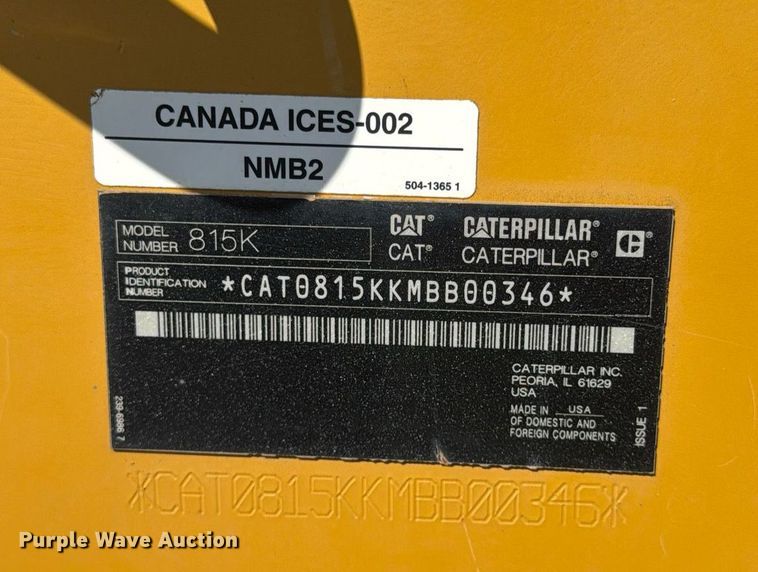 image for item DW1895 2018 Caterpillar 815K soil compactor