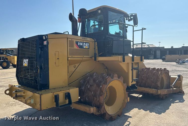 image for item DW1896 2018 Caterpillar 815K soil compactor