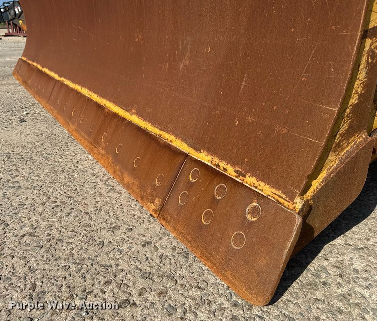 image for item DW1896 2018 Caterpillar 815K soil compactor