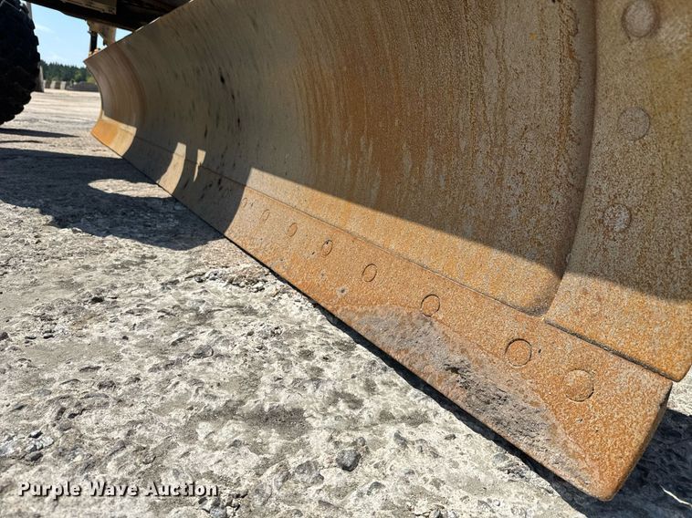 image for item DW1897 2018 John Deere 872G motor grader