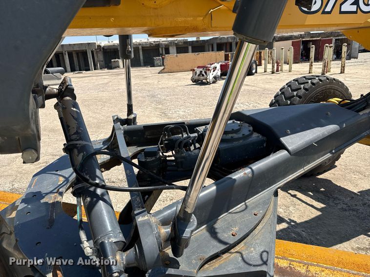 image for item DW1897 2018 John Deere 872G motor grader