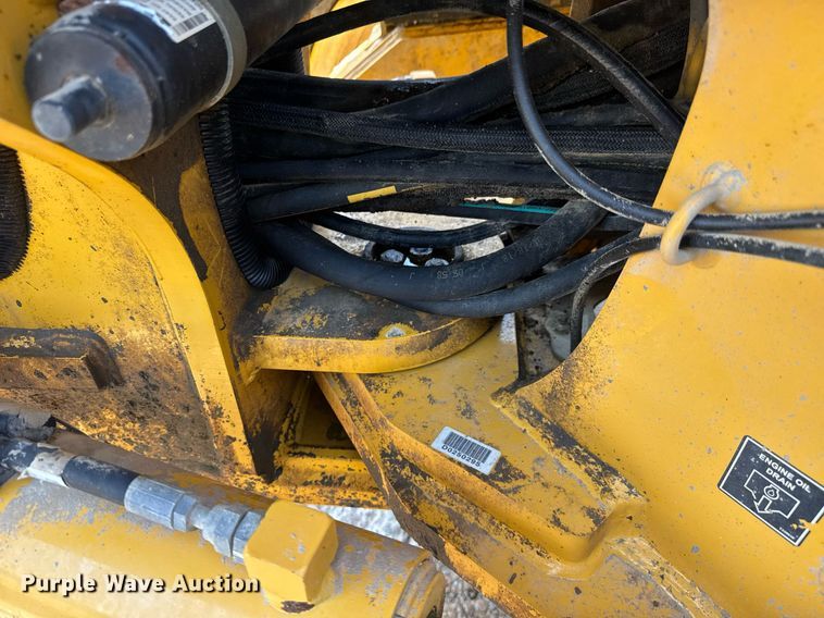 image for item DW1897 2018 John Deere 872G motor grader