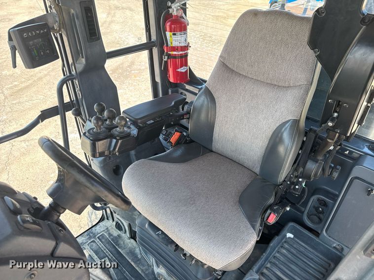 image for item DW1897 2018 John Deere 872G motor grader