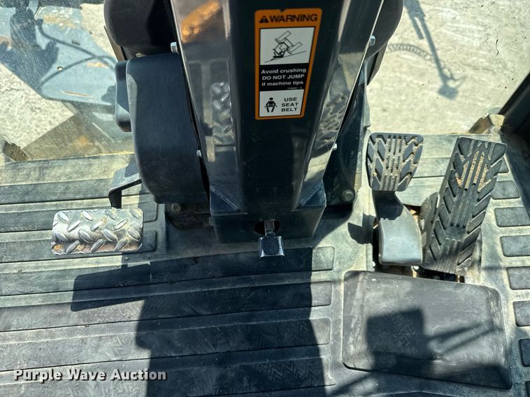 image for item DW1897 2018 John Deere 872G motor grader