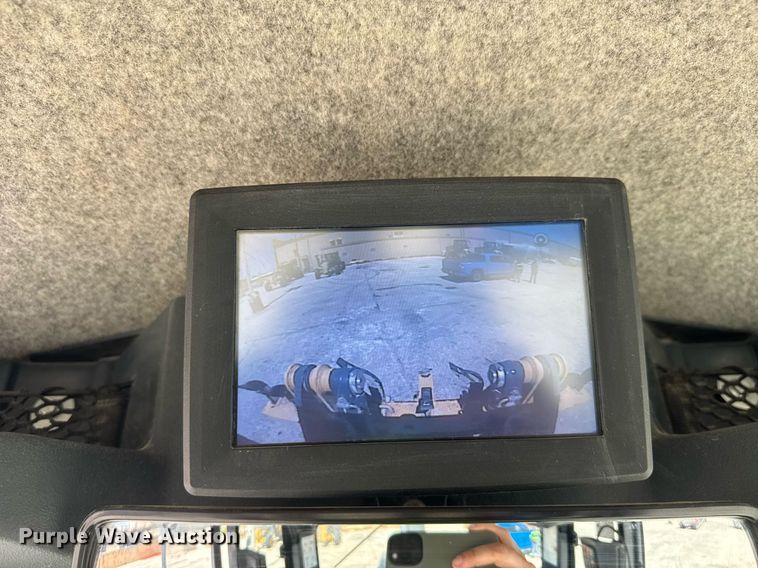 image for item DW1897 2018 John Deere 872G motor grader